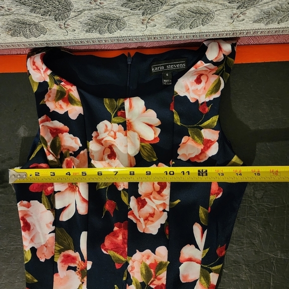 Karin Stevens Sleeveless Floral Dress Zip In Back Size 6 With Belt - Picture 9 of 10